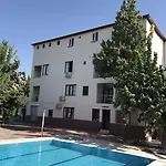 Anatolia Hotel *
